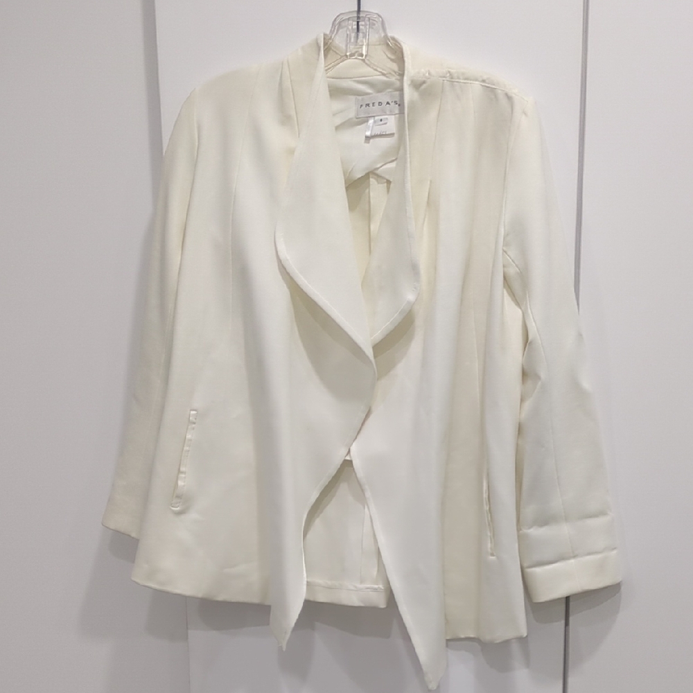 Fred Women's Classic Cream Blazer S5